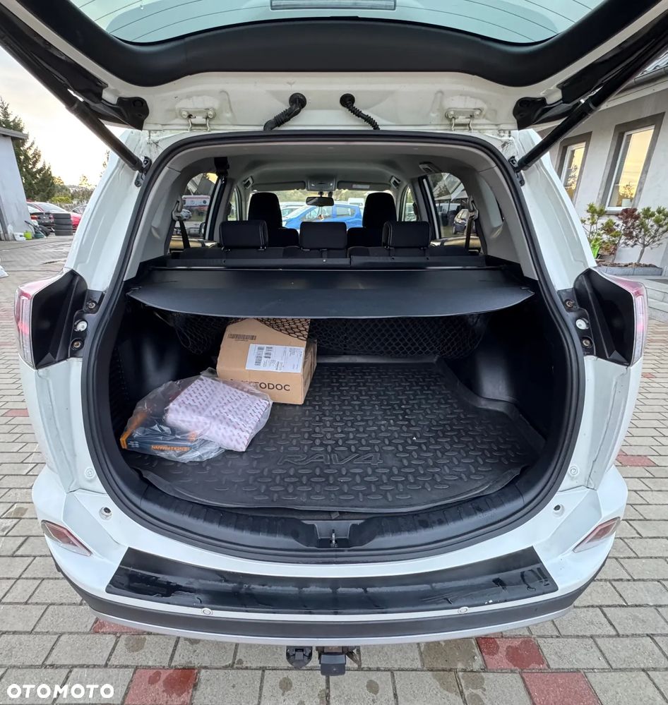 Toyota RAV4 - 26