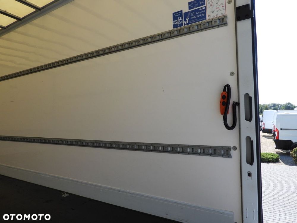 Iveco DAILY 72C18 WINDA 14 PALET TEMPOMAT PNEUMATYKA AUTOMAT HI-MATIC BLIŹNIACZE KOŁA KLIMATYZACJA  180KM - 23