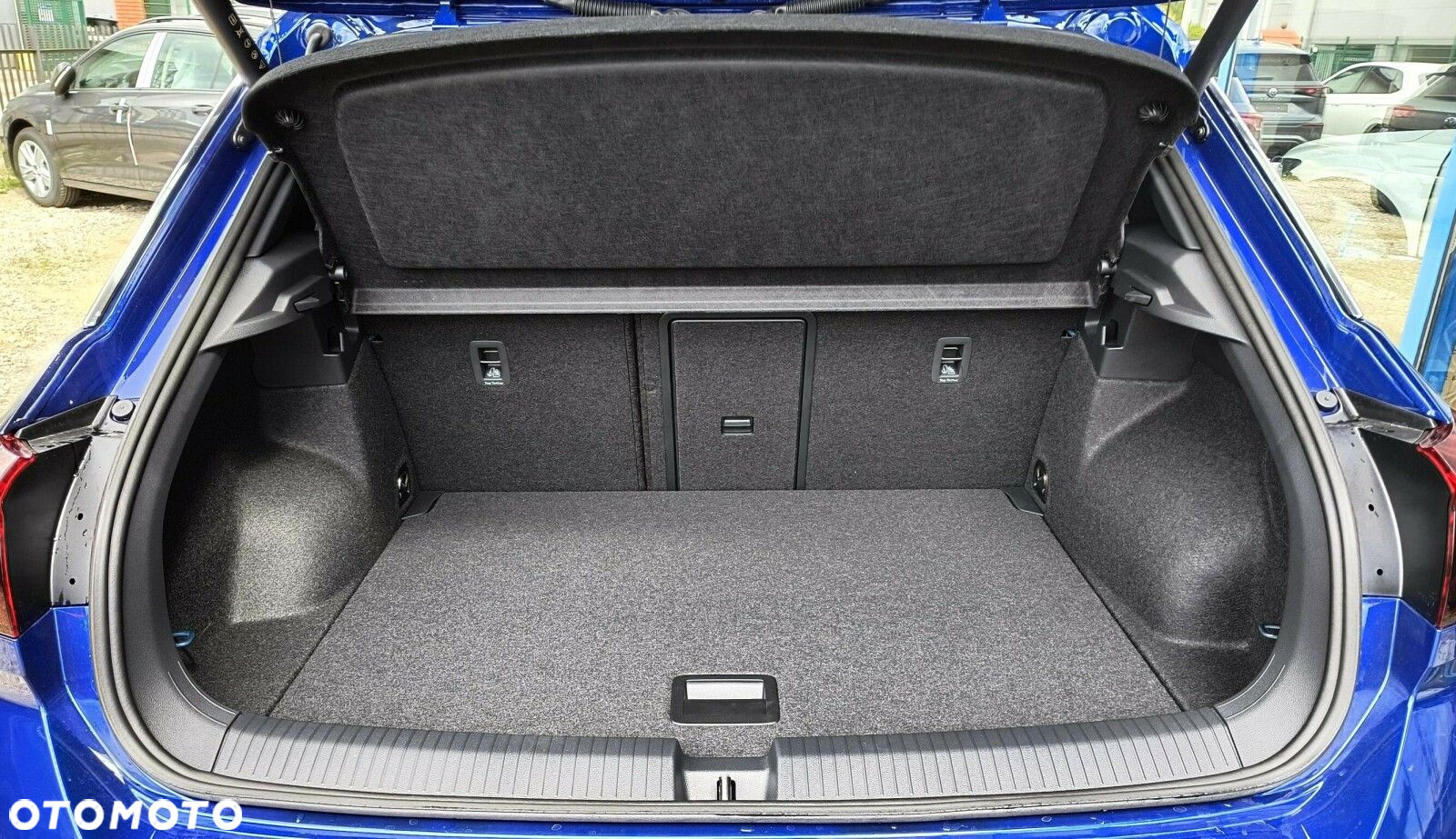 Volkswagen T-Roc 1.5 TSI R-Line Plus DSG - 24
