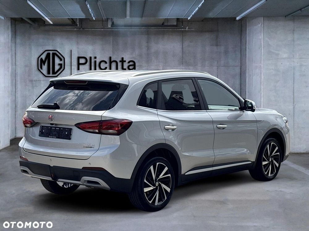 MG ZS Hybrid+ - 6