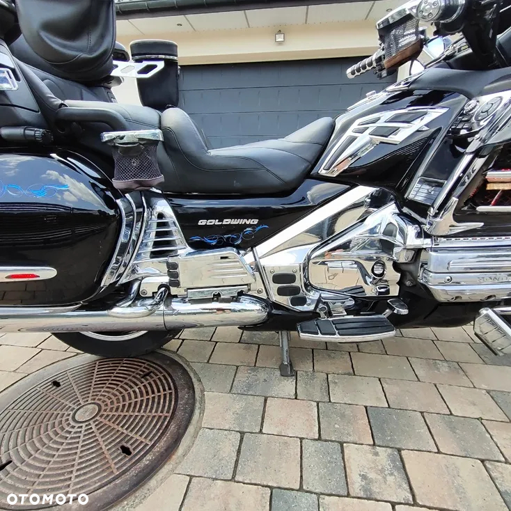 Honda GL - 33