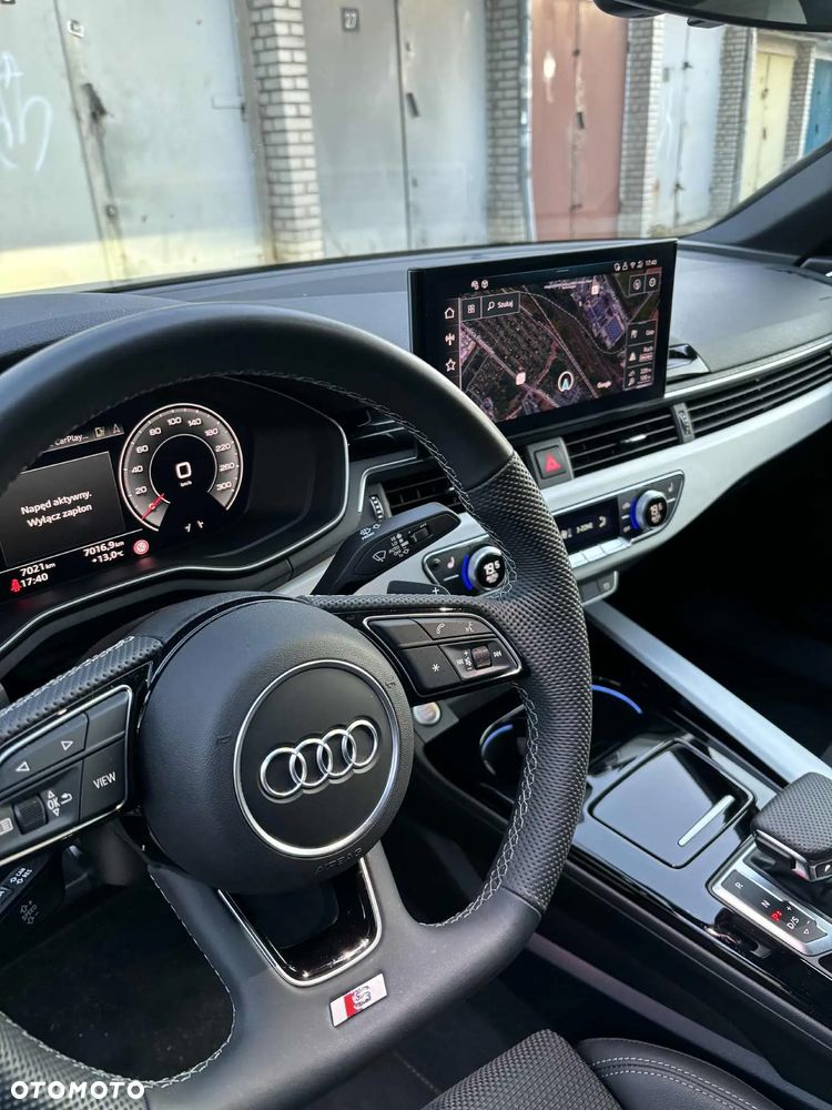 Audi A4 Limousine - 8