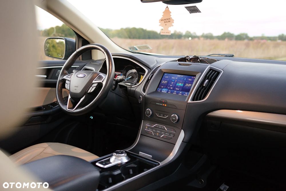 Ford Edge - 25
