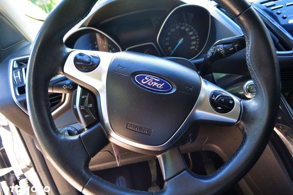 Ford Kuga - 6