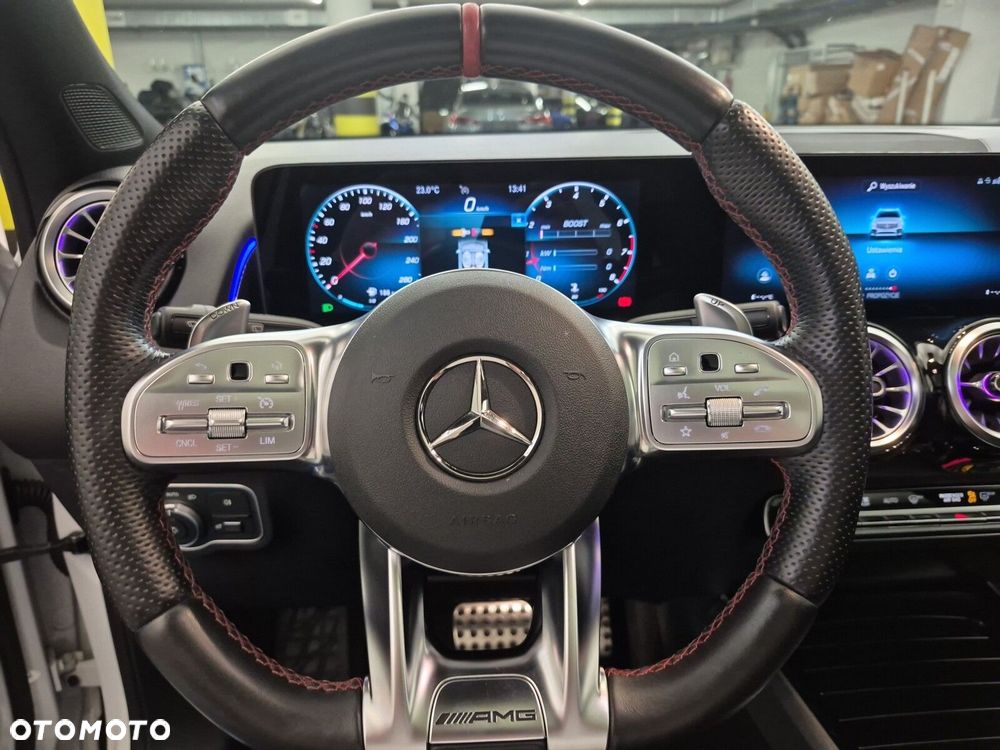 Mercedes-Benz GLB AMG 35 mHEV 4-Matic 8G-DCT - 23