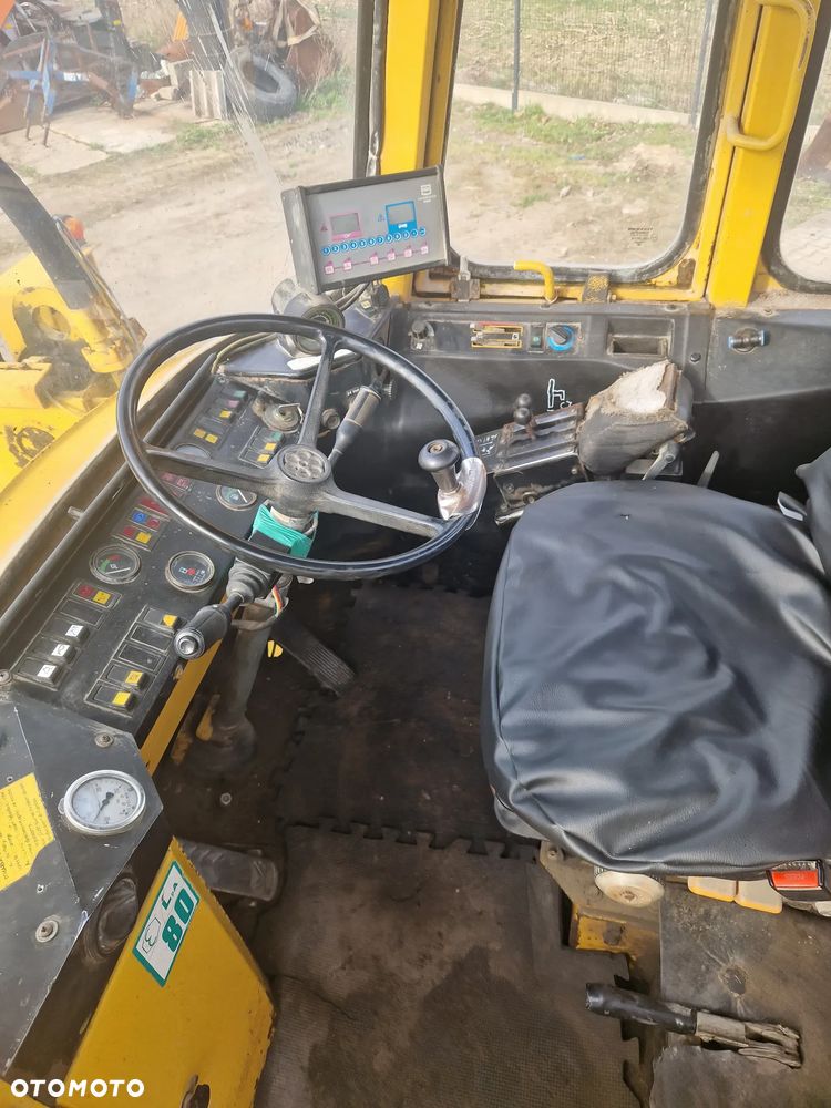 Volvo L 120 - 16