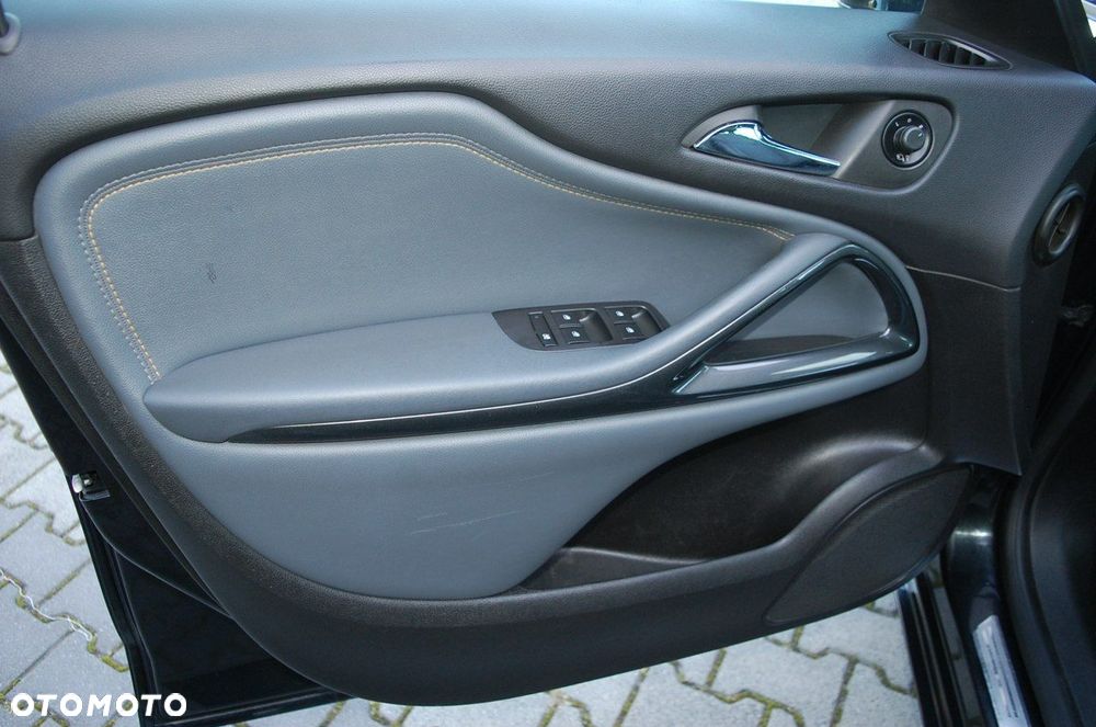 Opel Zafira - 32