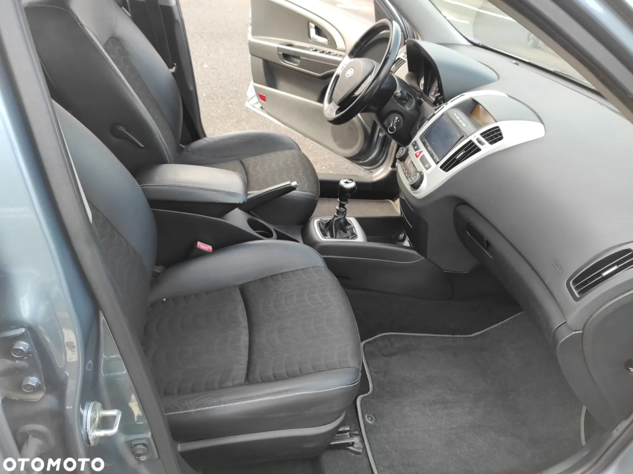 Kia Ceed 2.0 CVVT TX - 17
