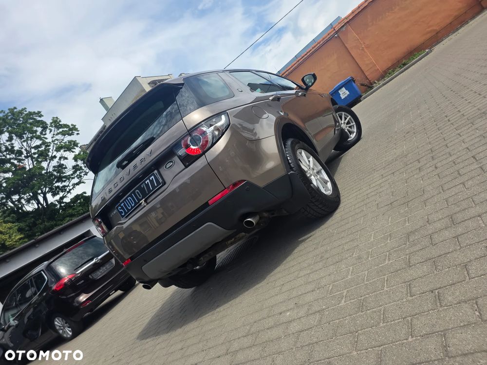 Land Rover Discovery Sport - 31