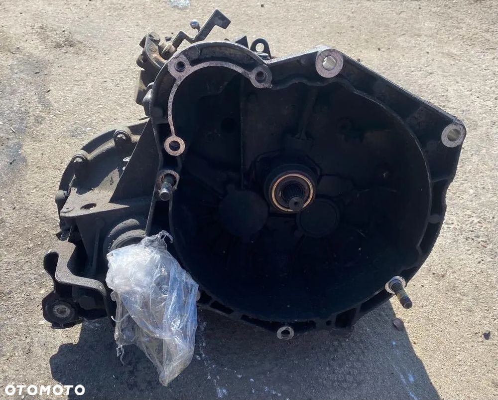 SKRZYNIA BIEGÓW FIAT STILO 1.9 JTD MANUALNA - 3