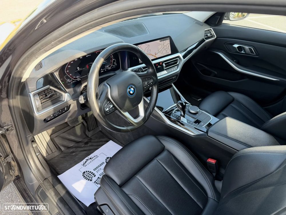 BMW 320 e Aut. M Sport - 10