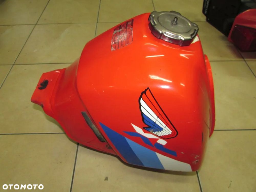 Honda XL600 R zbiornik paliwa bak (bez kranika) - 2
