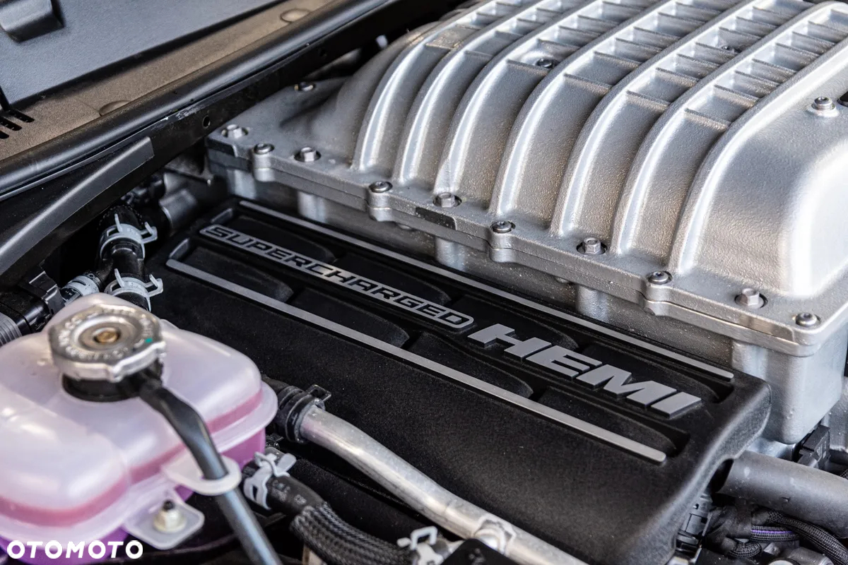 Dodge Challenger 6.2 Redeye Widebody - 16
