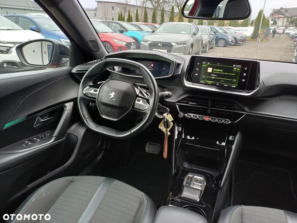 Peugeot 2008 1.2 PureTech Allure Pack S&S EAT8 - 27