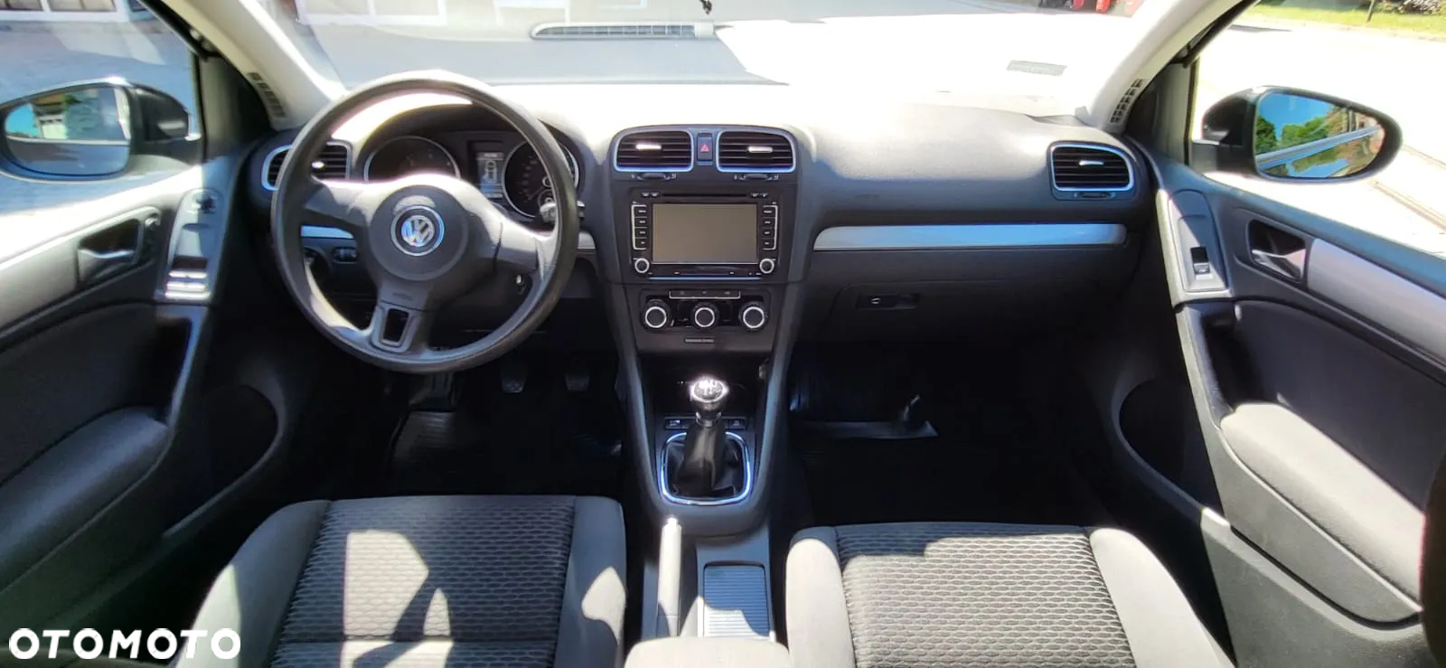Volkswagen Golf VI 1.6 TDI BlueMot Trendline - 11