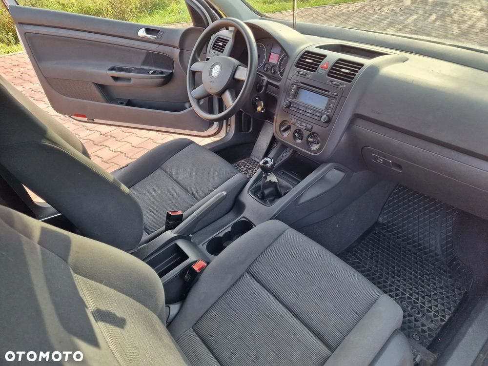 Volkswagen Golf - 12