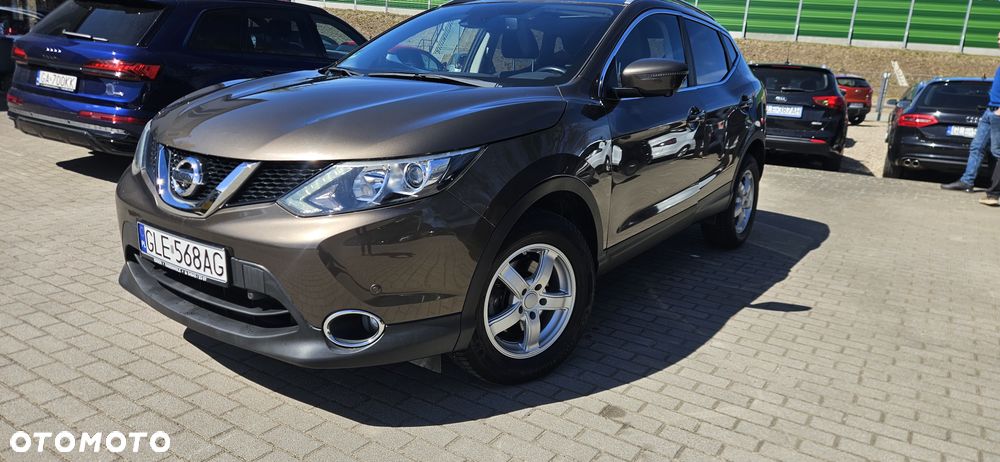 Nissan Qashqai 1.2 DIG-T 360 - 1