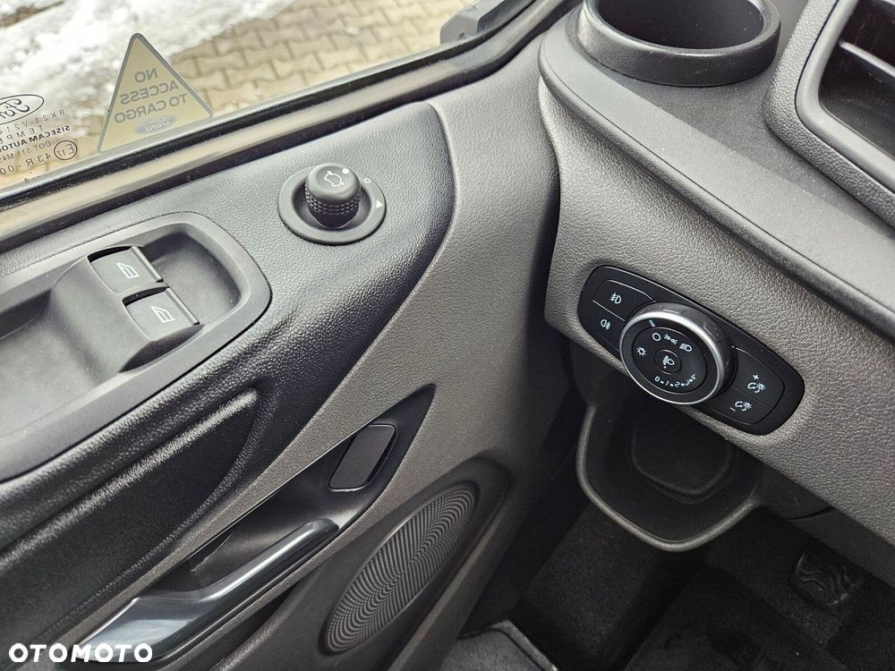 Ford transit-custom L2H2 *54999zł NETTO* 2.0TdCi/131KM - 19