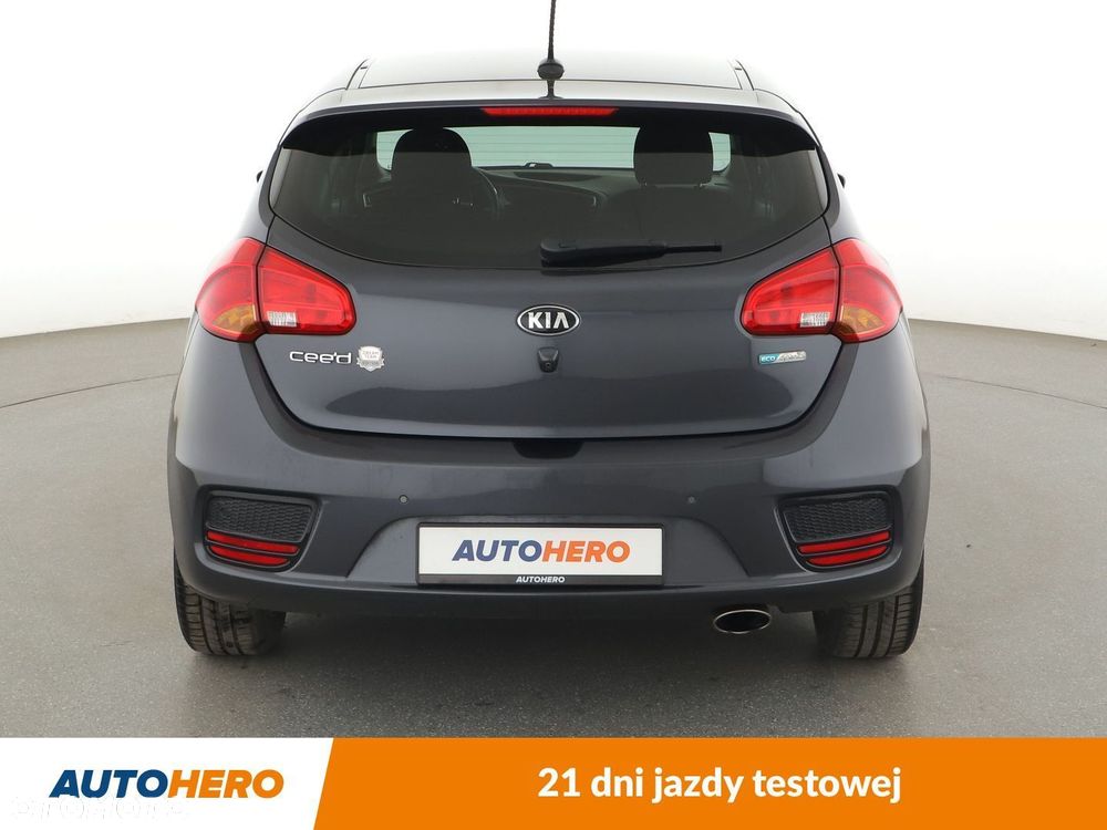 Kia Ceed Cee'd 1.4 M - 5