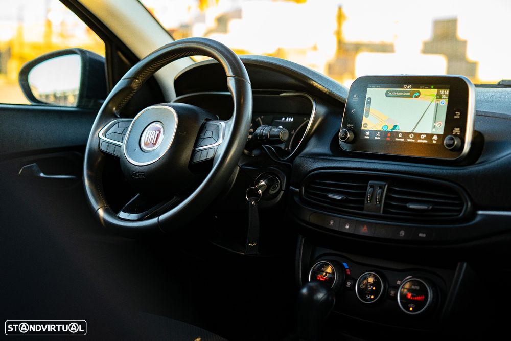 Fiat Tipo Station Wagon 1.6 M-Jet Lounge Tech J17 DCT - 34