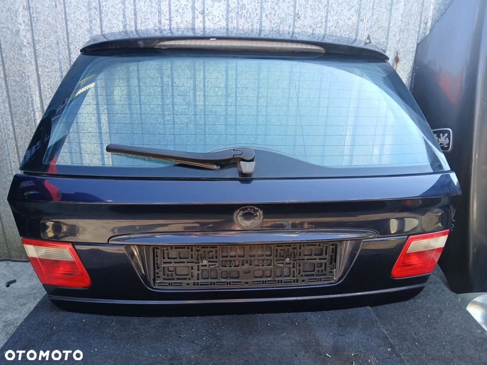 BMW E46 KOMBI klapa bagażnika kod lakieru Orientblau Metallic - 1