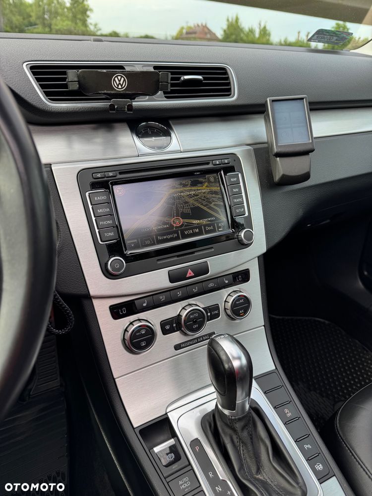 Volkswagen Passat 2.0 TDI Highline DSG - 7