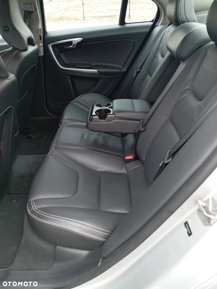 Volvo S60 2.5 T5 AWD - 20