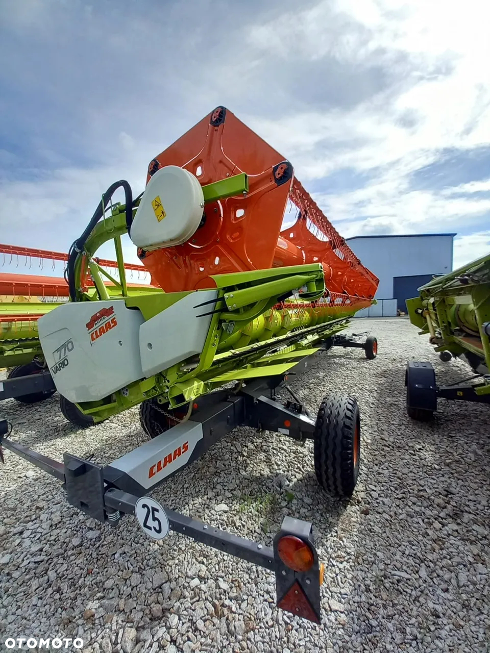 Claas TRION 660 - 22
