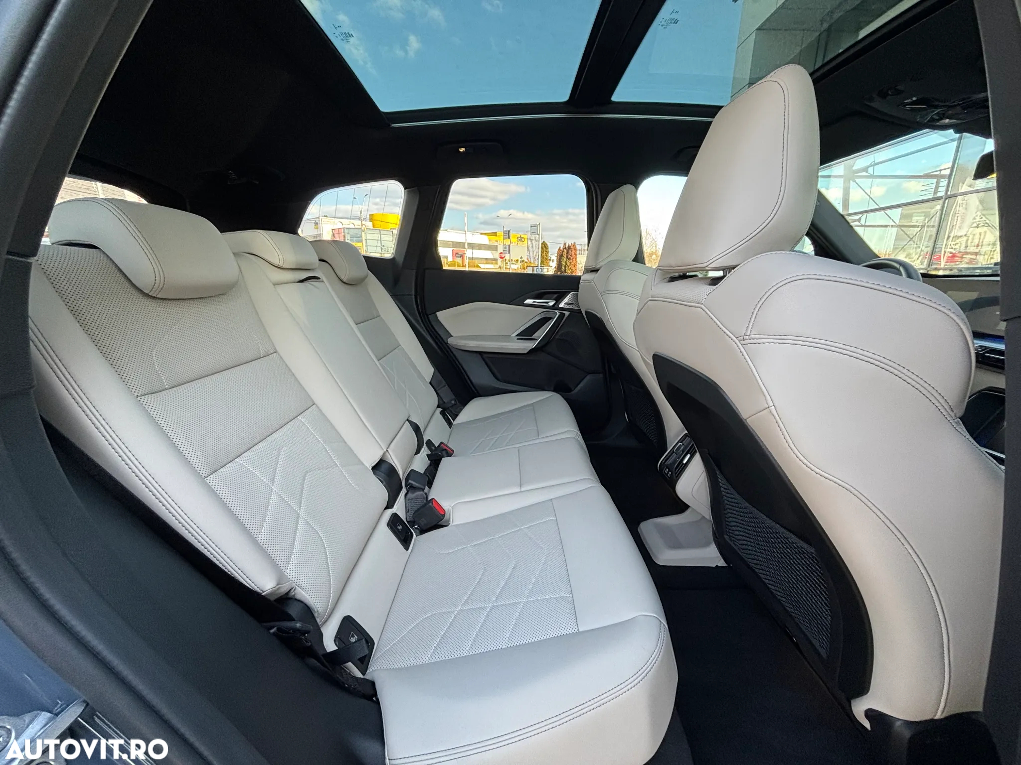 BMW iX1 xDrive30 - 8