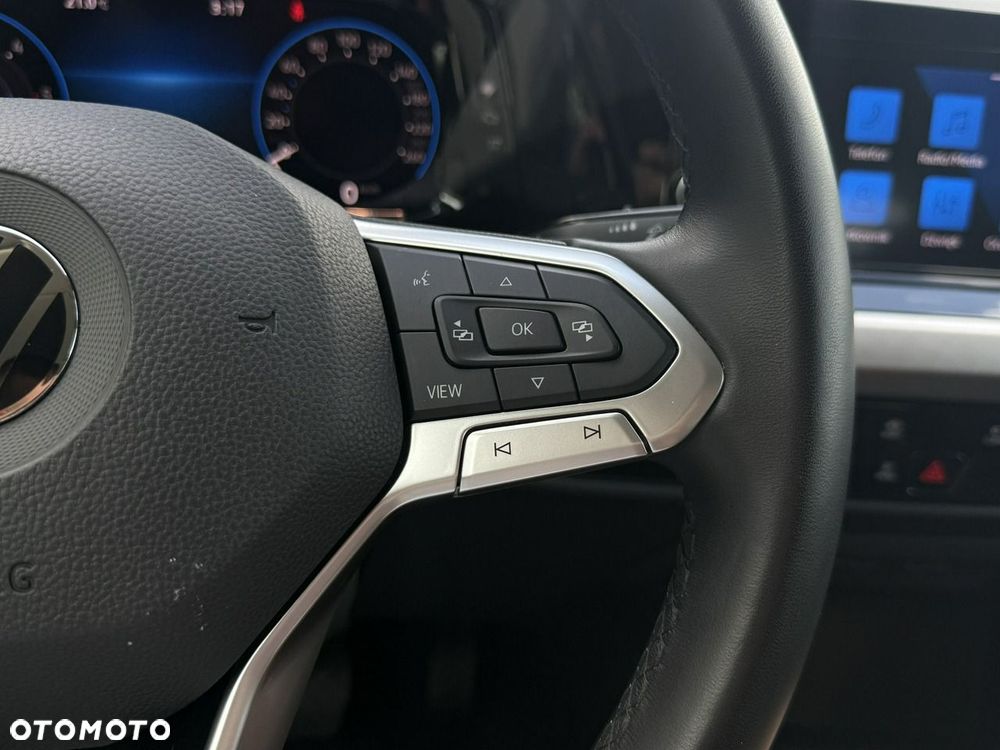 Volkswagen Golf - 17
