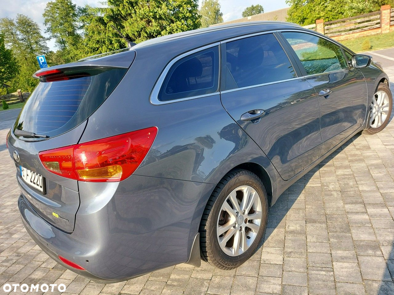 Kia Ceed - 16
