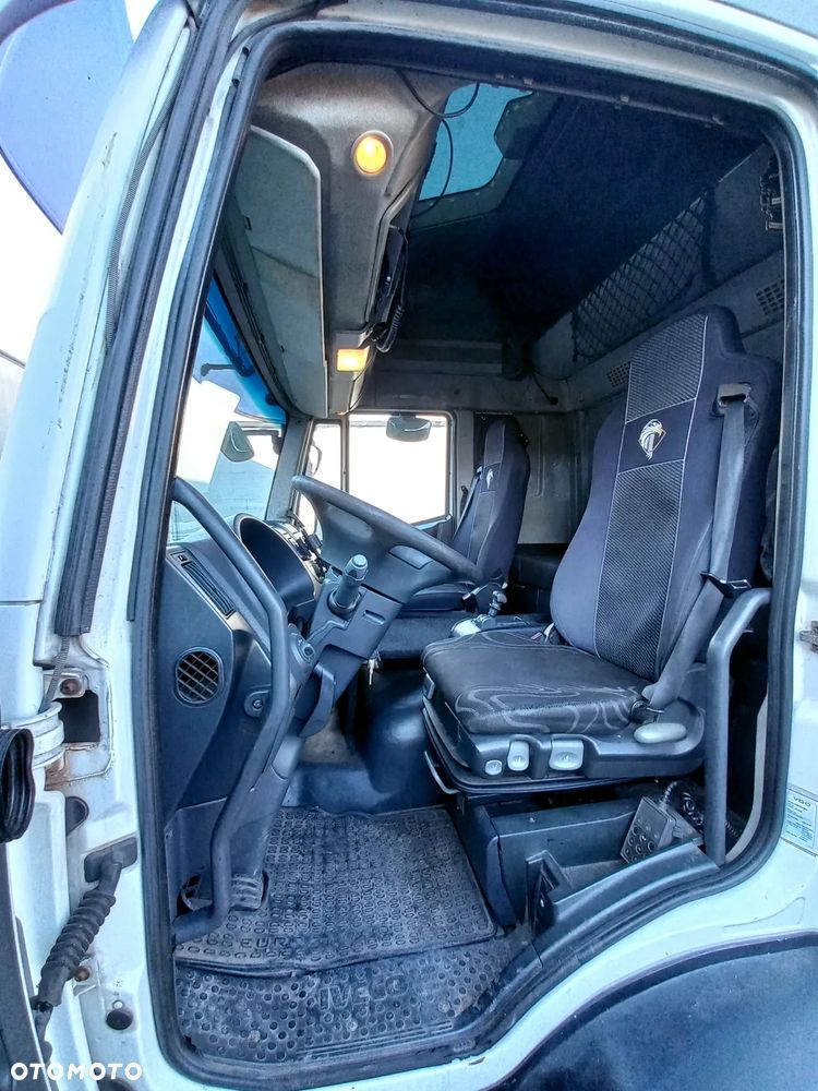 Iveco EUROCARGO 180E28 - 9