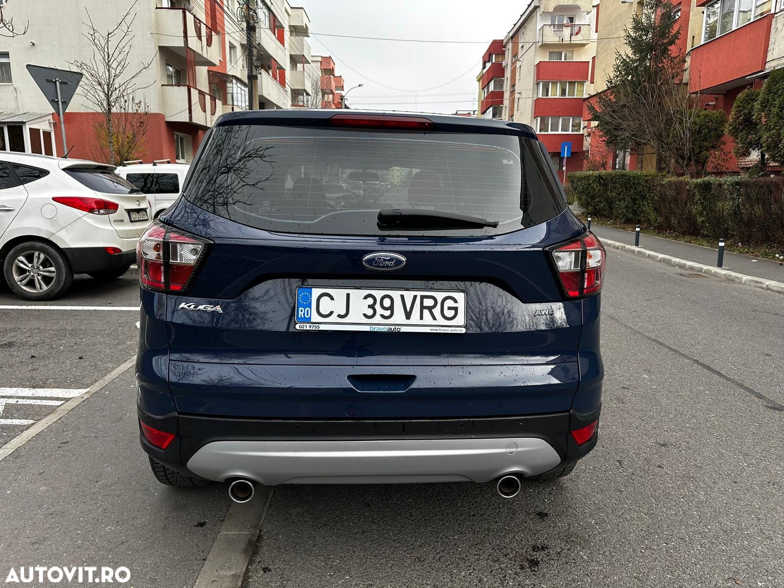 Ford Kuga 2.0 TDCi 4WD Powershift Trend - 3