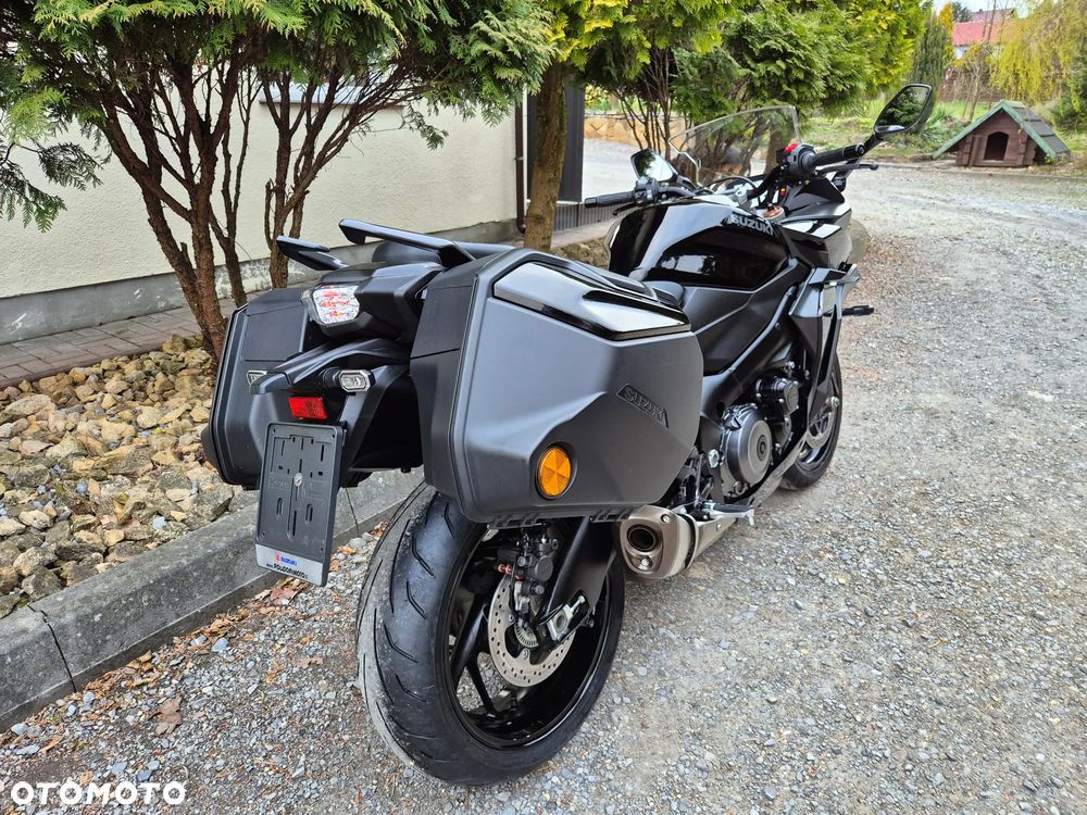 Suzuki GSX 1000 - 8