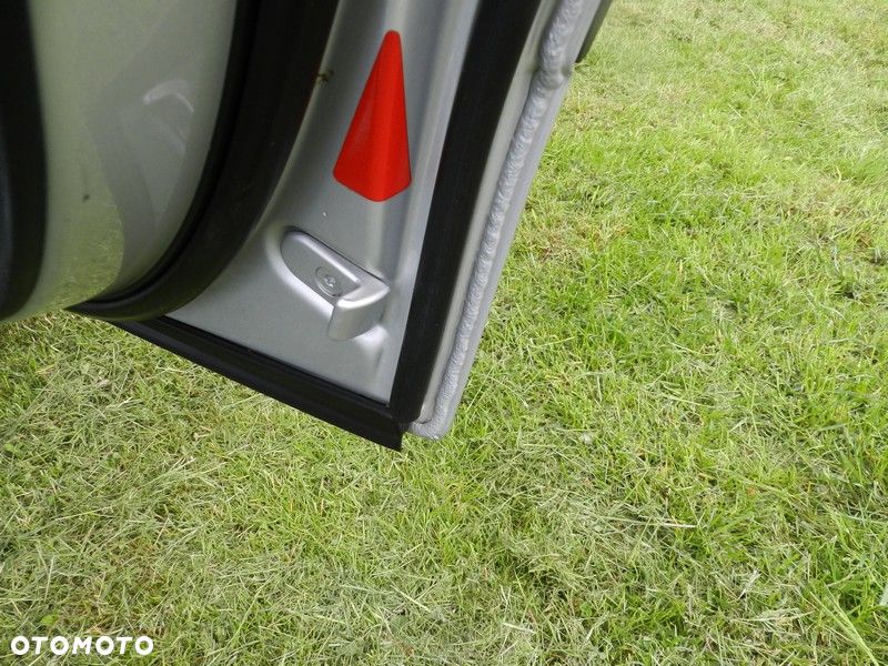 BMW Seria 5 - 34
