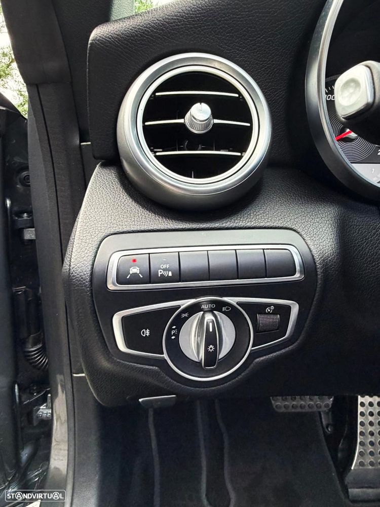 Mercedes-Benz C 220 d Cabrio 9G-Tronic AMG Line - 13