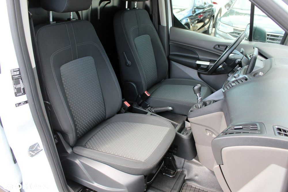Ford Transit Connect - 10