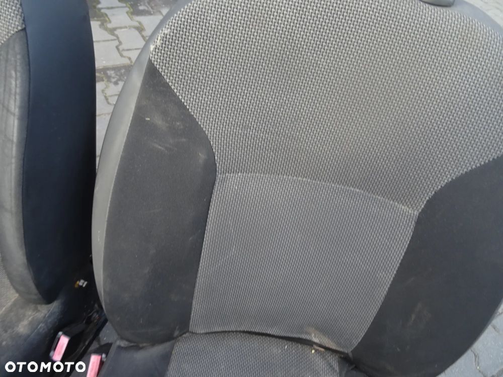 DACIA DOKKER FOTEL FOTELE KIEROWCA + PASAZERA  CZESCI ROZNE PYTAC - 4