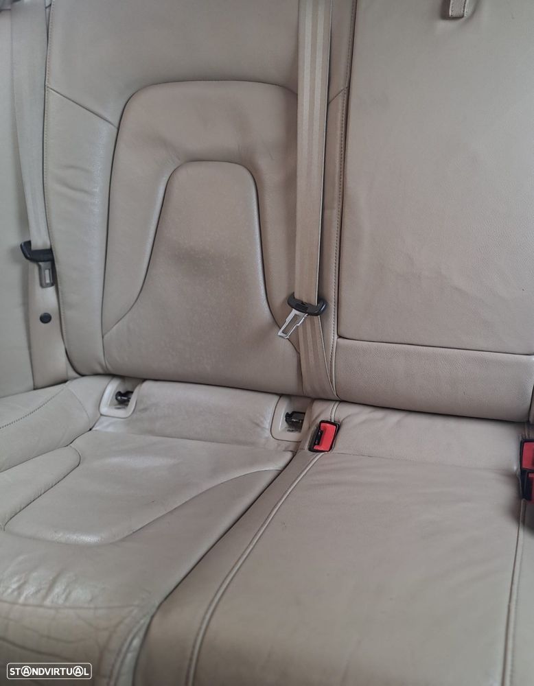 Audi A4 Avant 2.0 TDI DPF Attraction - 8