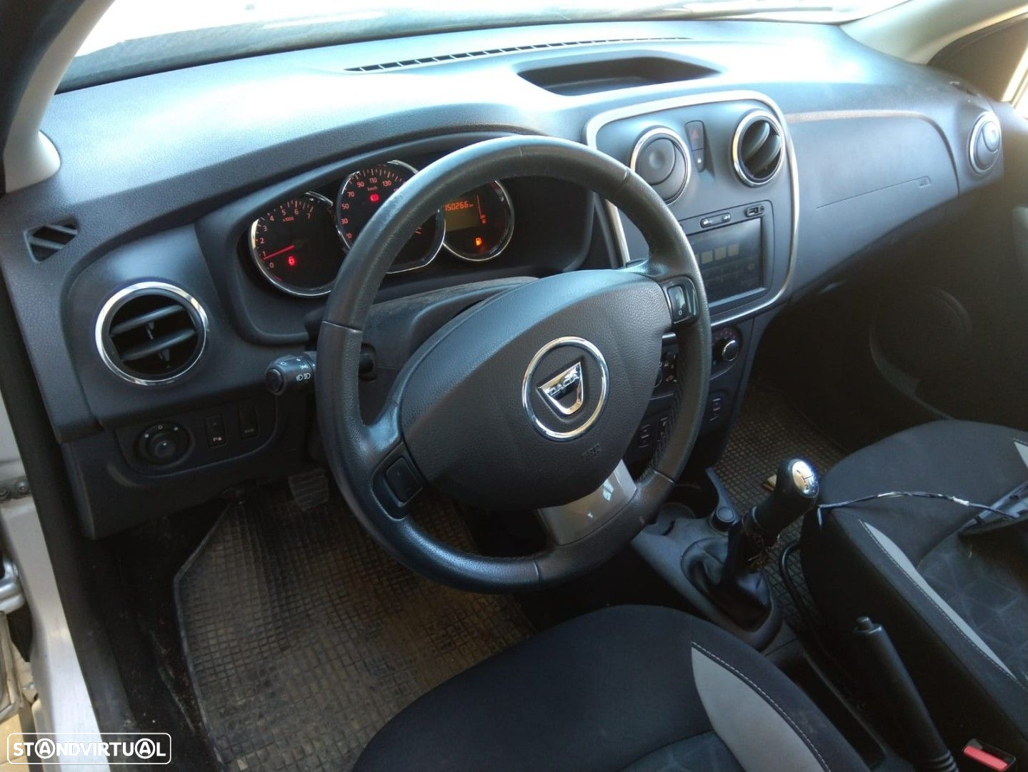 Dacia Sandero II Stepway 0.9 TCe 90cv - 2014 - Para Peças - 4
