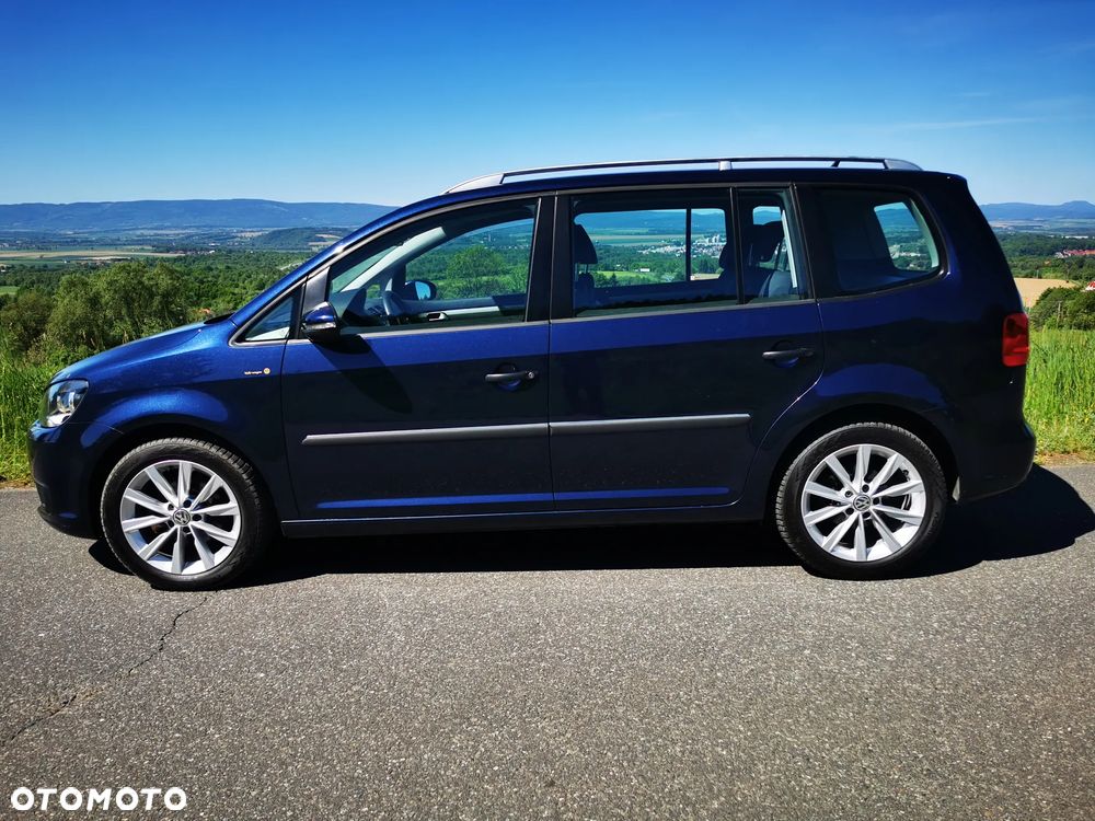 Volkswagen Touran - 19