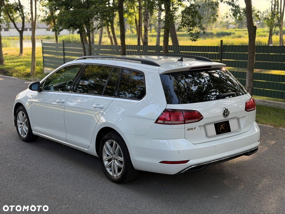 Volkswagen Golf 2.0 TDI SCR DSG Comfortline - 5