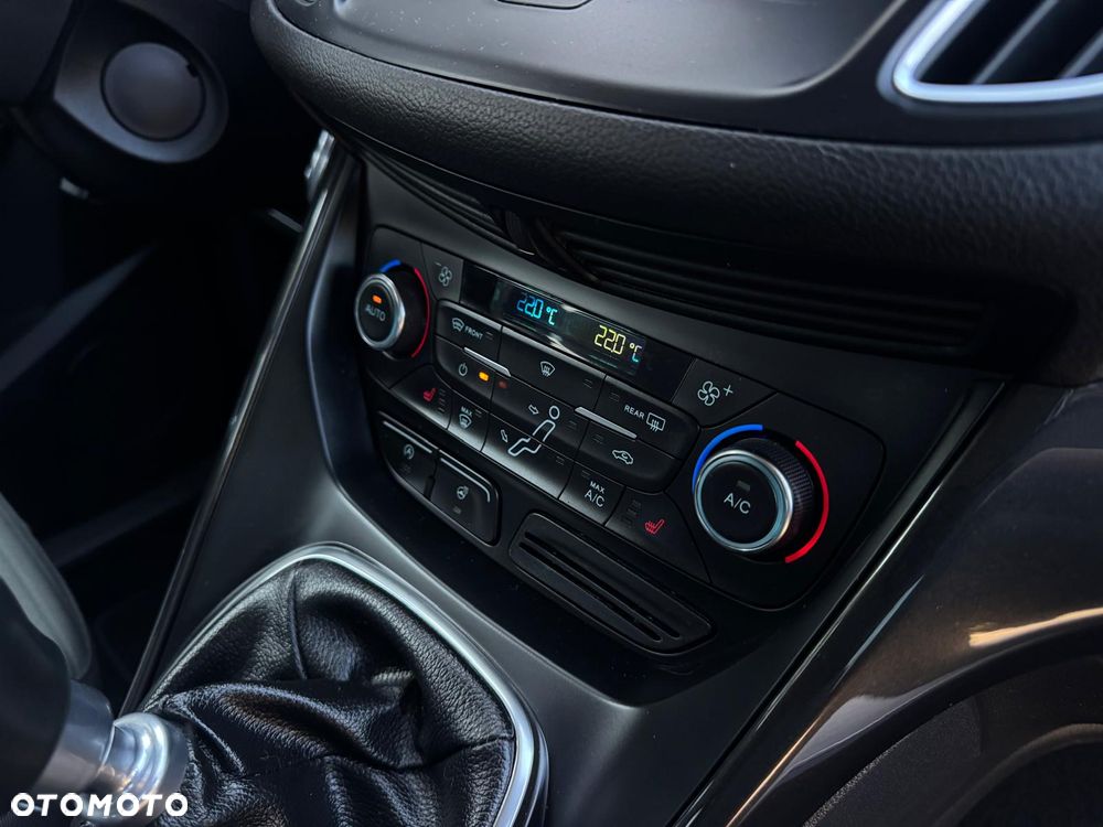 Ford C-MAX 1.5 TDCi Start-Stop-System Titanium - 30