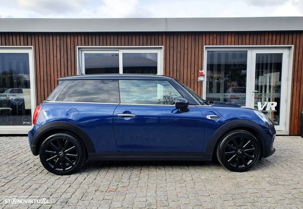 MINI 3 Portas Cooper D - 25