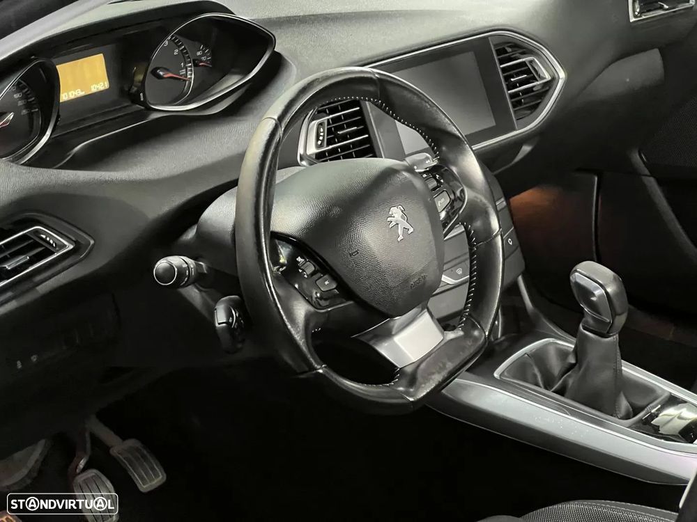 Peugeot 308 1.2 PureTech Active J17 - 5