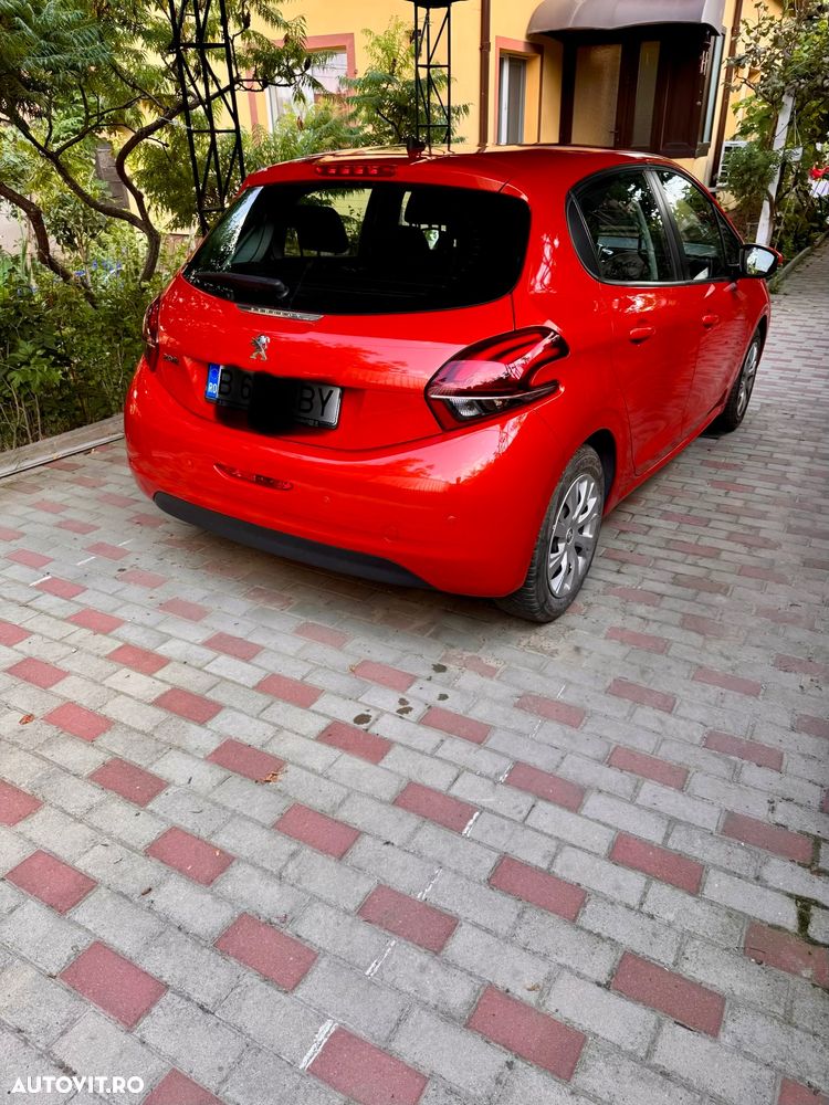 Peugeot 208 1.2 L PureTech Active - 4