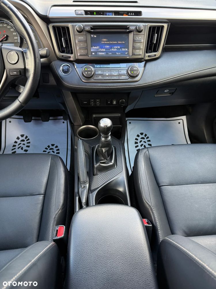 Toyota RAV4 2.0 Prestige - 4