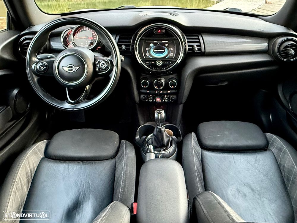 MINI 3 Portas Cooper D - 5
