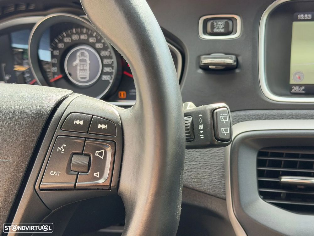 Volvo V40 D2 Momentum - 20