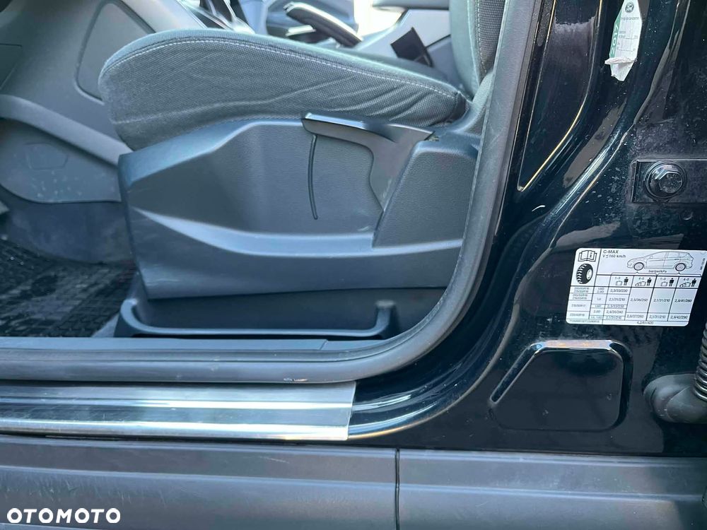 Ford C-MAX - 19